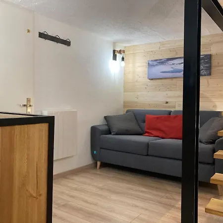 Apartment Myhome - Genepis 36 - Super T4 8 Pax Skis Aux Pieds - Val Claret Tignes